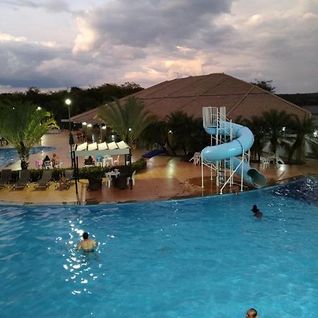 Apartamento Do Lago, Com Churrasqueira Privativa , Cozinha , Internet Banda Larga, Rampa Barco E Jet, Pesqueiro - B101 Caldas Novas Extérieur photo