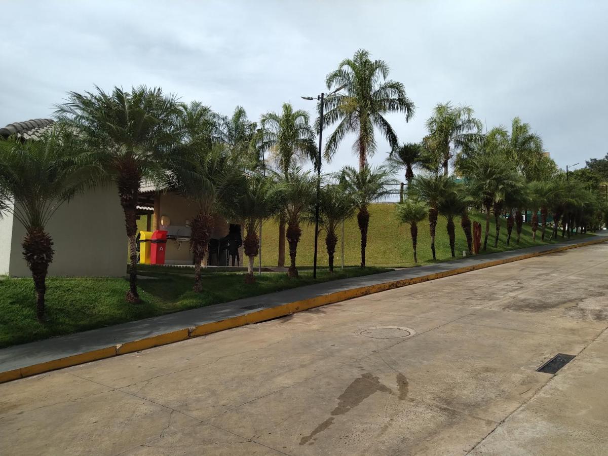 Apartamento Do Lago, Com Churrasqueira Privativa , Cozinha , Internet Banda Larga, Rampa Barco E Jet, Pesqueiro - B101 Caldas Novas Extérieur photo
